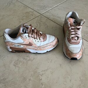 Nike Air Max Sneakers